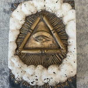 Sid Dickens T-310 All Seeing Eye